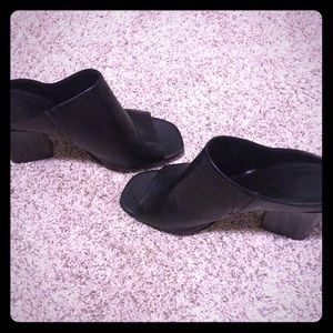 Via Spiga Mules - Black